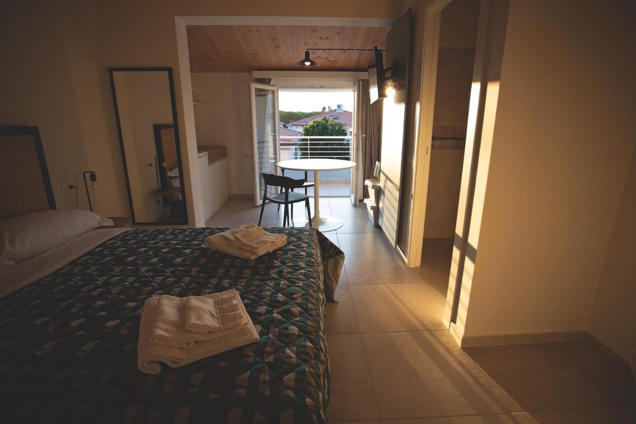 Via Siena 4 - Suites & Rooms 切齐纳的码头 外观 照片