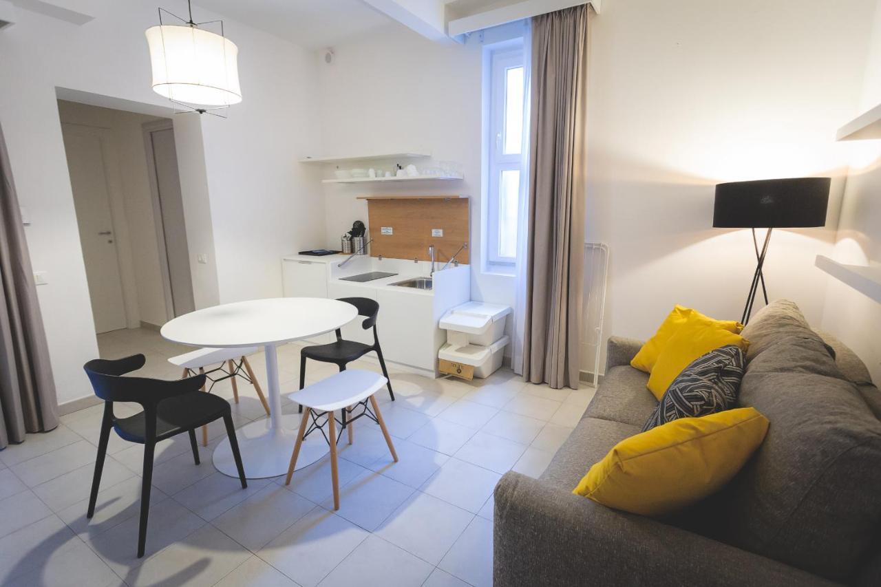 Via Siena 4 - Suites & Rooms 切齐纳的码头 外观 照片