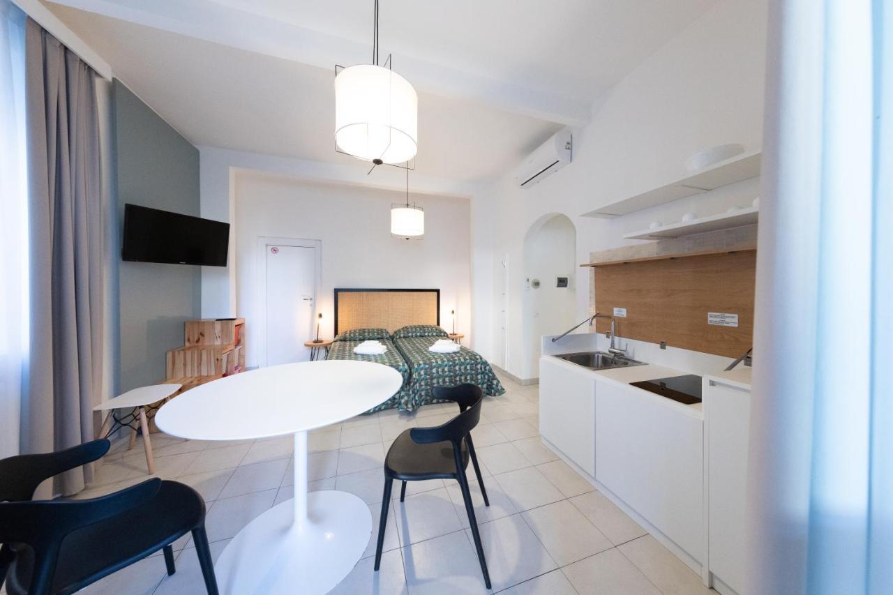 Via Siena 4 - Suites & Rooms 切齐纳的码头 外观 照片